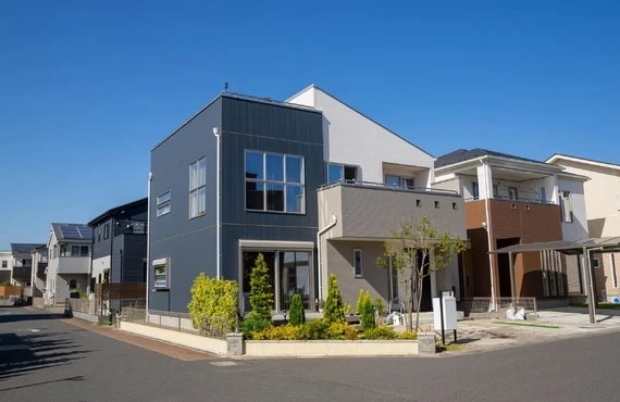 一軒家を塗装 | 広島県福山市の外壁塗装なら株式会社翔波塗装